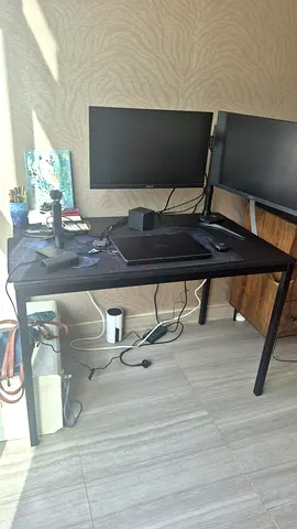 workstation desk