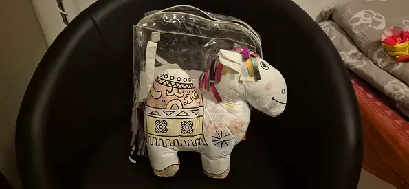 Stuffed toy to colour