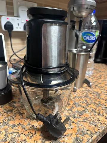 Compact electric food chopper / mini processor - good condition