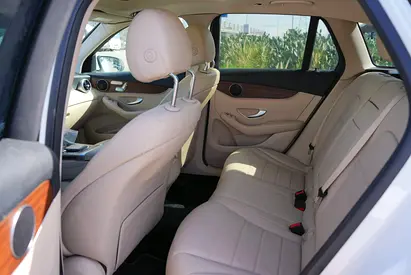 صورة مصغرة 8 لـ 2022 Mercedes-BENZ GLC