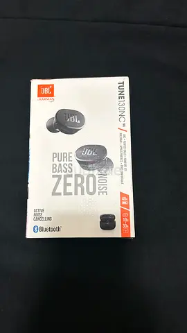 JBL tune 130 True Wireless Earbuds with Charging Case (Used)