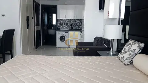 Fully furnished | Spacious layout | High floor