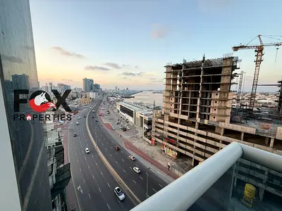 استوديو مفروش بأبراج الواحة الراشدية 1 عجمان، بلكونة بإطلالة بحرية، باركينج مجاني وجيم ومسبح، 28,000 درهم على 4 دفعات