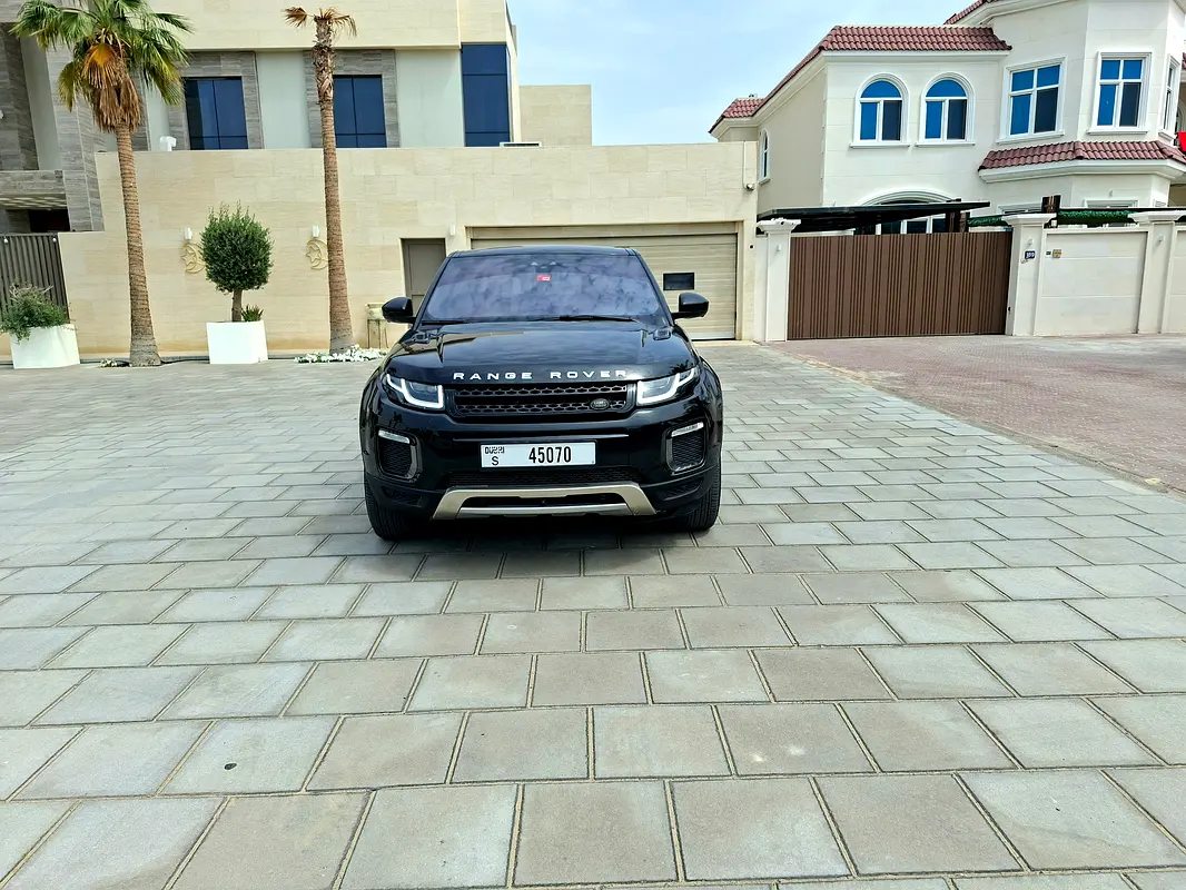 Land Rover Range Rover Evoque 2016 — photo 1 of 19