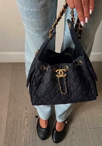 Chanel 25 Denim in black