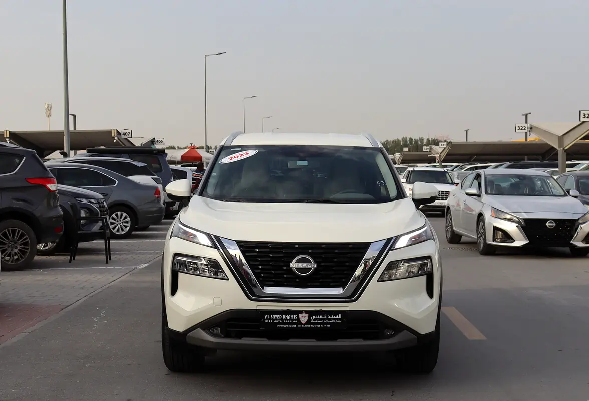 Nissan X-Trail 2023 — photo 1 of 19