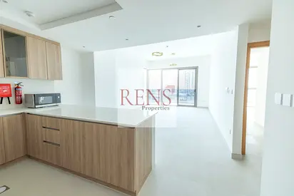 Spacious 1BR | Sea & City View | Prime Location