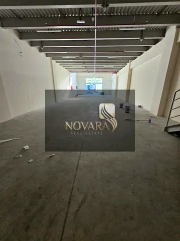 Warehouse for rent in Al Jurf Industrial Area 1, Ajman, 3900 sq ft with mezzanine and 22 kW electricity