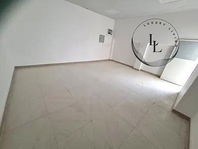 Spacious 3 bedroom hall with lawn area/ Close to Kuwaiti hospital al qadisa area