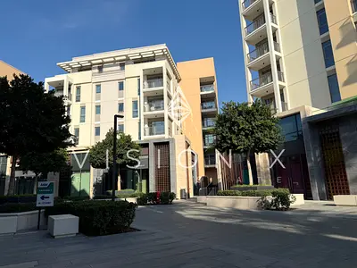 Contemporary | Quiet Spot | Ready Move