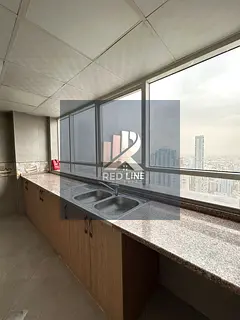 Penthouse for rent Majaz 3 4 bedrooms and a living room Very spacious areas Wonderful sea view 4-6 i