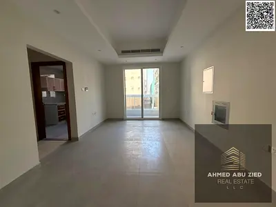 مع شهر مجاني, اول ساكن ارقي شقة غرفة وصالة للايجار السنوي _الحميدية | غرفة نوم ماستر, صالة واسعه مع بلكون بأطلاله مفتوحة, مطبخ مجهز واسع, موقع حيوي |