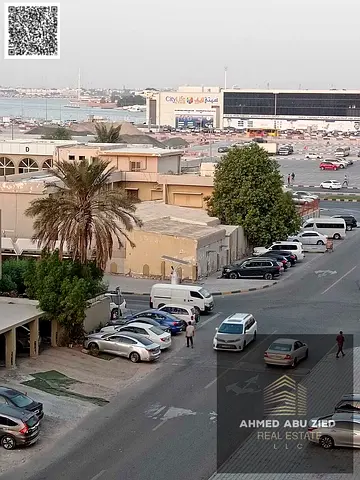افخم واشيك واكبر غرفتين وصاله 2 حمام تكييف مركزي بلكونه اطلاله مفتوحه خزائن حائط تشطيبات ممتازه موقع مميز وحيوي سهل الوصول لدبي والشارقه