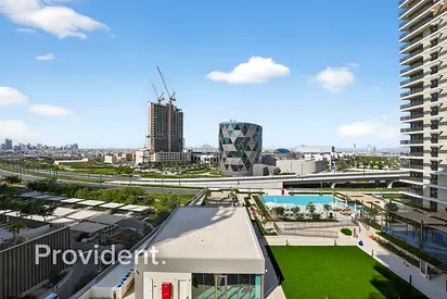 Corner Unit | Ready to Move | Close to Park/Mall