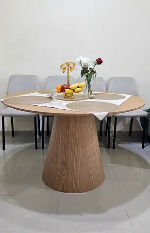 Round Dining Table with Pedestal Base in Light Wood (Seats 4-6)