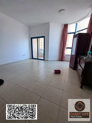🌊 Spacious 3 BHK | Full Sea View | Vacant | Prime Investment Opportunity