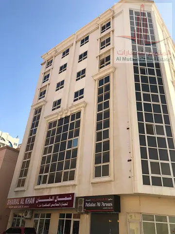 شقة غرفة وصالة للإيجار في المجرة الشارقة موقع مميز وقريبة من دبي بسعر مناسب