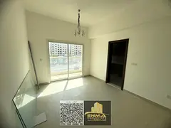 OPEN VIEW STUDIO// CLOSE KITCHEN// BIG BALCONY