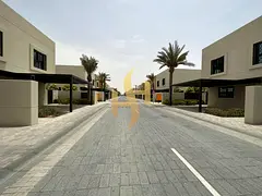 Ready to move 3bed spacious villa (single Row)