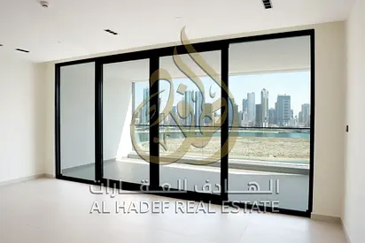Sea View | Complete Privacy | Spacious Living Areas 3 Master Bedrooms – 00Ready to Move In Immediately Price: AED 190,000 to AED 215,000 per year Apar