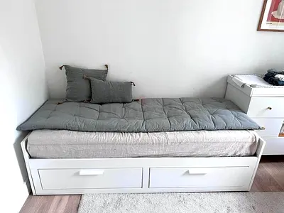 Ikea White Brimines Daybed with Ikea mattress