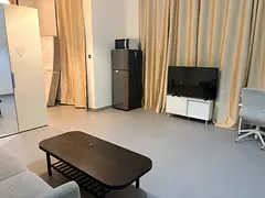 Big room balcony washroom Kichen near metro out side parking free