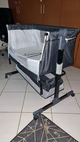 Foldable Baby Bassinet / Playpen in Grey - Good Condition