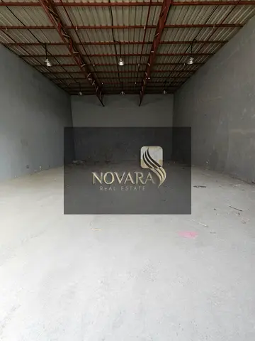We offer you a unique opportunity to rent a 2500 square foot warehouse with ideal specifications for storing goods or for manufacturing and managing l