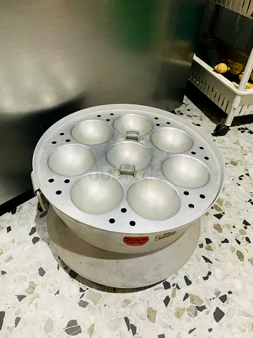 Idly pot for Sale Like new