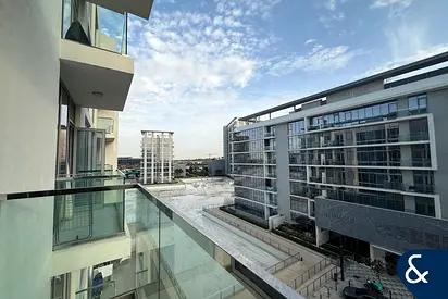 1 Bedroom | Open Plan | Private Balcony