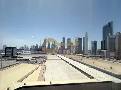 2 BR DUPLEX | SPACIOUS | STUNNING DOWNTOWN VIEW