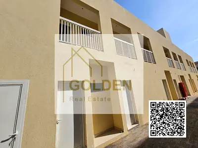 labour camp accommodation offering high-capacity multi-occupancy rooms with practical layout and essential facilities for workforce housing.