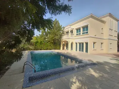 Private Pool | Immaculate | Close to Park