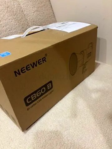 Neewer CB60B Ring Light (Used once)*