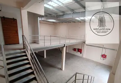 مستودع الجرف الصناعية 1 مساحة 4800 قدم سهل دخول شاحنات عجمان