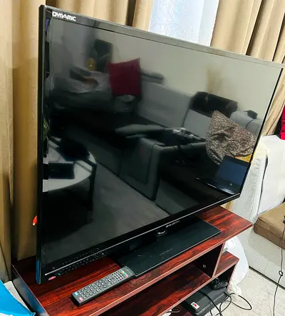 Dynamic 47 “ LED TV in Good Working Condition