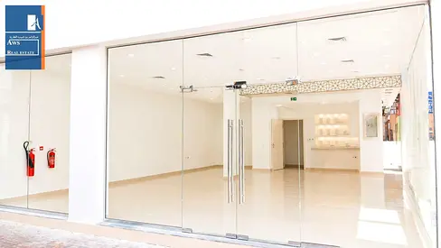 Shop in a Business Friendly Location, Street Facing Unit