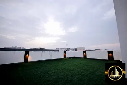 فلل  للبيع خمس غرف في الزاهية عجمان