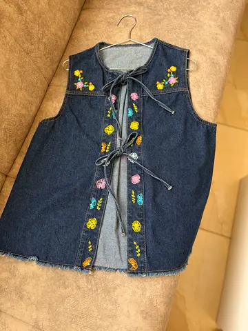 ✨ Handmade with Love  Elegance ✨

Unique handcrafted denim vest  matching bag, made with p