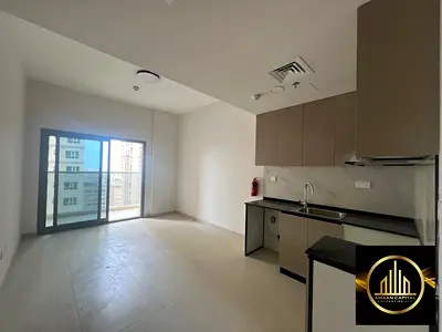 استوديو للبيع جاهز للسكن والانتقال الفوري مع جيم ومسبح وباركن وكيدز اريا علي شارع الشيح محمد بن زايد مباشر