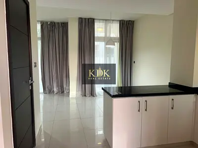 Spacious 3Br | Back To Back | Great Deal