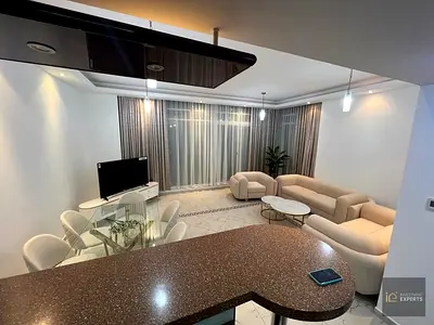 Upgraded | Spacious Layout | With terrace