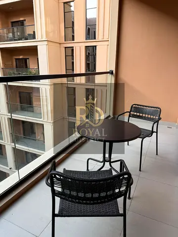 فرصة ذهبية | شقة فاخرة في مامشي | مفروشة بالكامل، غرفة نوم واحدة + صالة | بلكونة | | تصميم مميز.