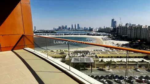High floor | Beach access | Great layout