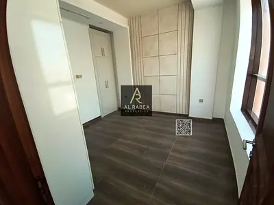 Strategic location - First occupant