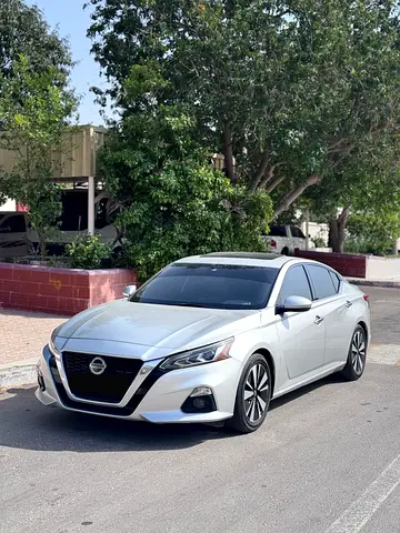 Nissan Altima SL 2019, American Specs - Well Maintained