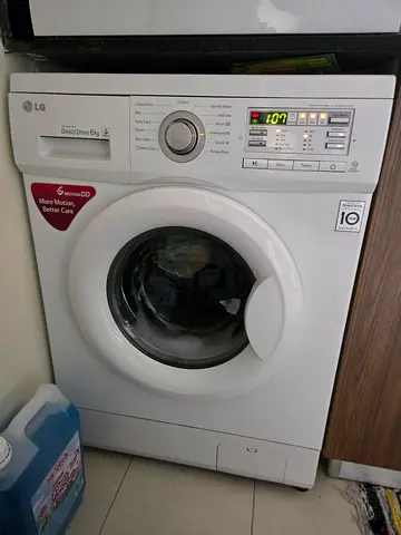 LG Front Load Washing Machine - 6kg, Good Working Condition