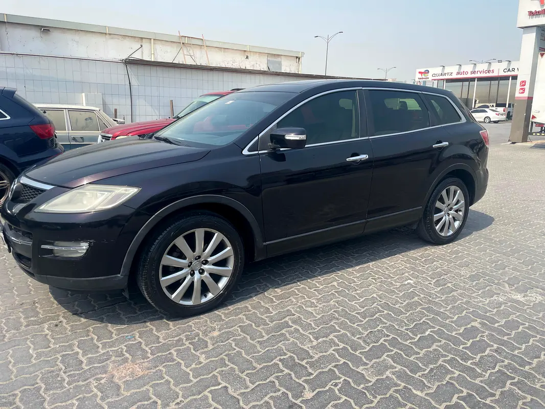 Mazda CX-9 2009 — photo 1 of 4