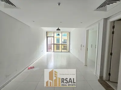 Huge Size 1Bhk Appetment with big size Balcony and wardrobs