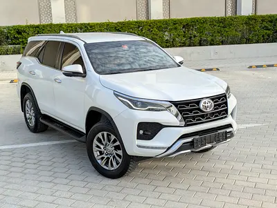 Toyota Fortuner VXR 2023 V6 4.0L Full Option , GCC Specs.